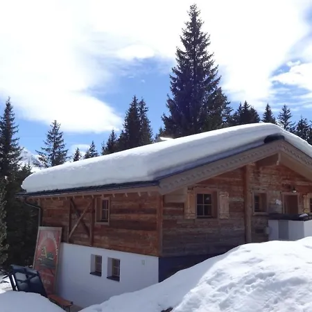 Aparthotel Astn Huetten Residenz Waldsicht - *