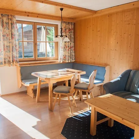 Astn Huetten Residenz Waldsicht - Aparthotel Konigsleiten