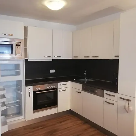 Astn Huetten Residenz Waldsicht - Апарт-отель Кёнигслайтен