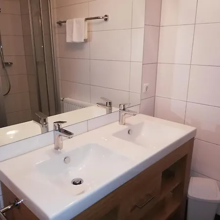 Astn Huetten Residenz Waldsicht - *