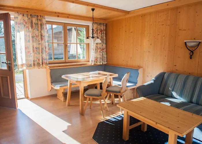 Astn Huetten Residenz Waldsicht - Apartmanhotel Königsleiten